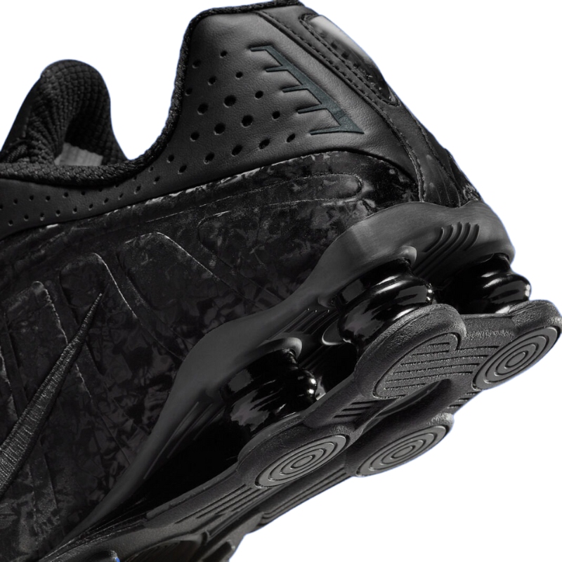 3月17日発売｜Nike WMNS Shox R4 “Black Floral” の定価・抽選・販売