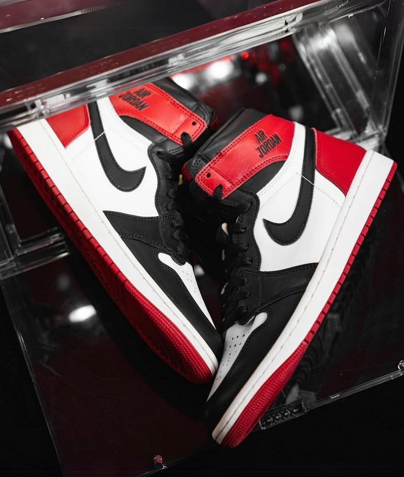 11月3日先行/2月15日/2月28日発売/5月15日再販｜Air Jordan 1 High OG