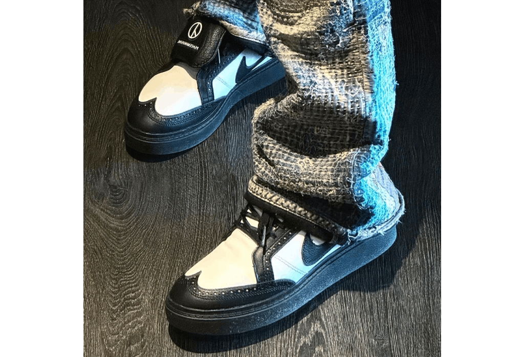 PEACEMINUSONE x Nike Kwondo 1 