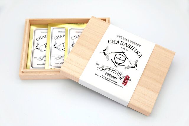 99％茶柱が立つ日本茶「Fortune Tea CHABASHIRA」（金箔入り）の