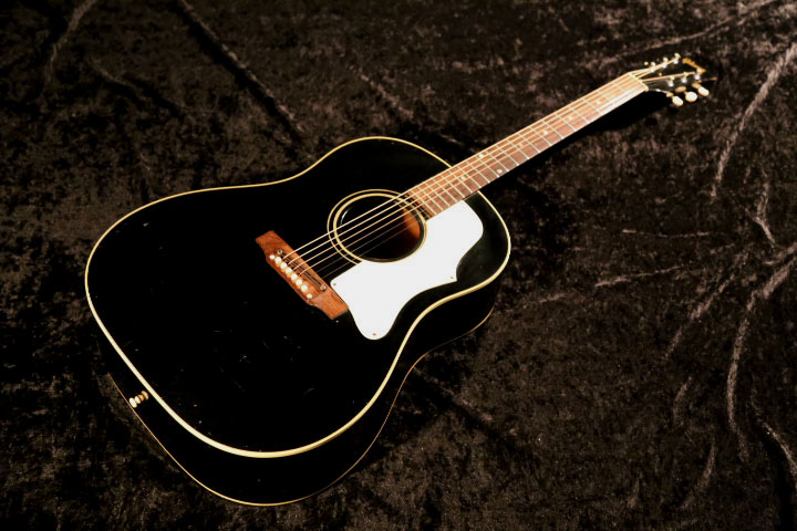 Gibson J-45 ハカランダ指板 レアカラー エボニー・ブラック BLACK