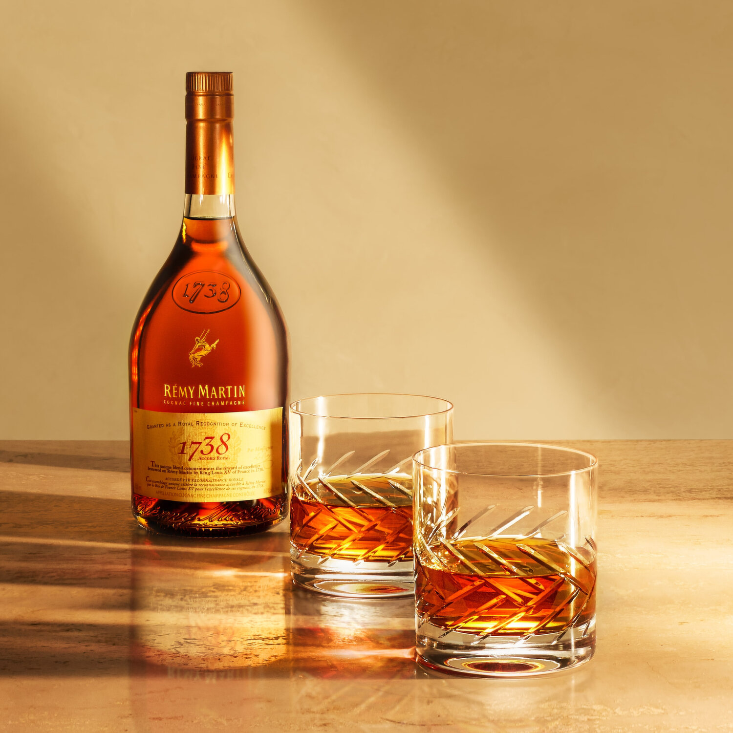 ◇注目! レミーマルタン REMY MARTIN ナポレオン 700ml H REMY MARTIN