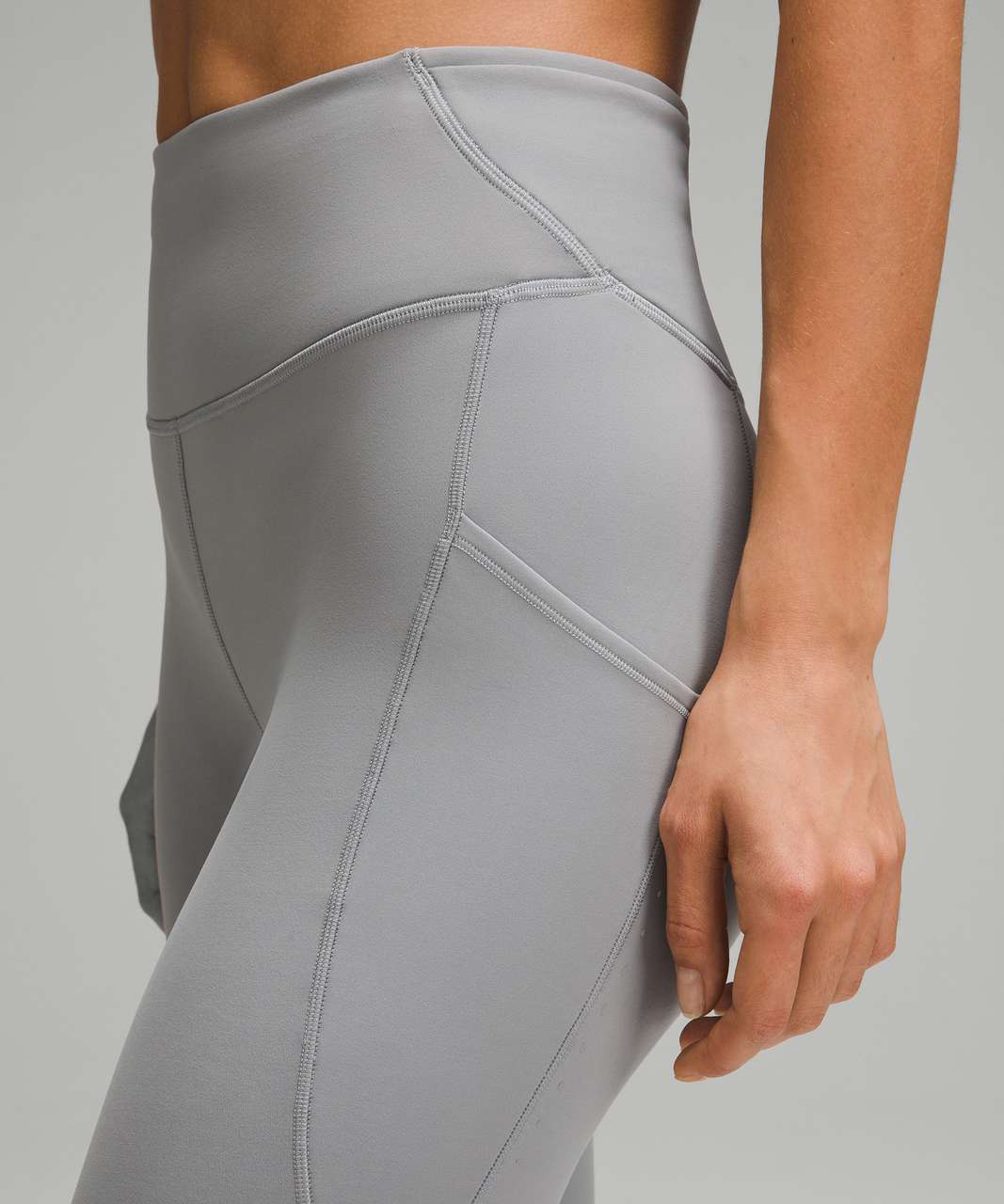 Lululemon Fast and Free High-Rise Fleece Tight 28