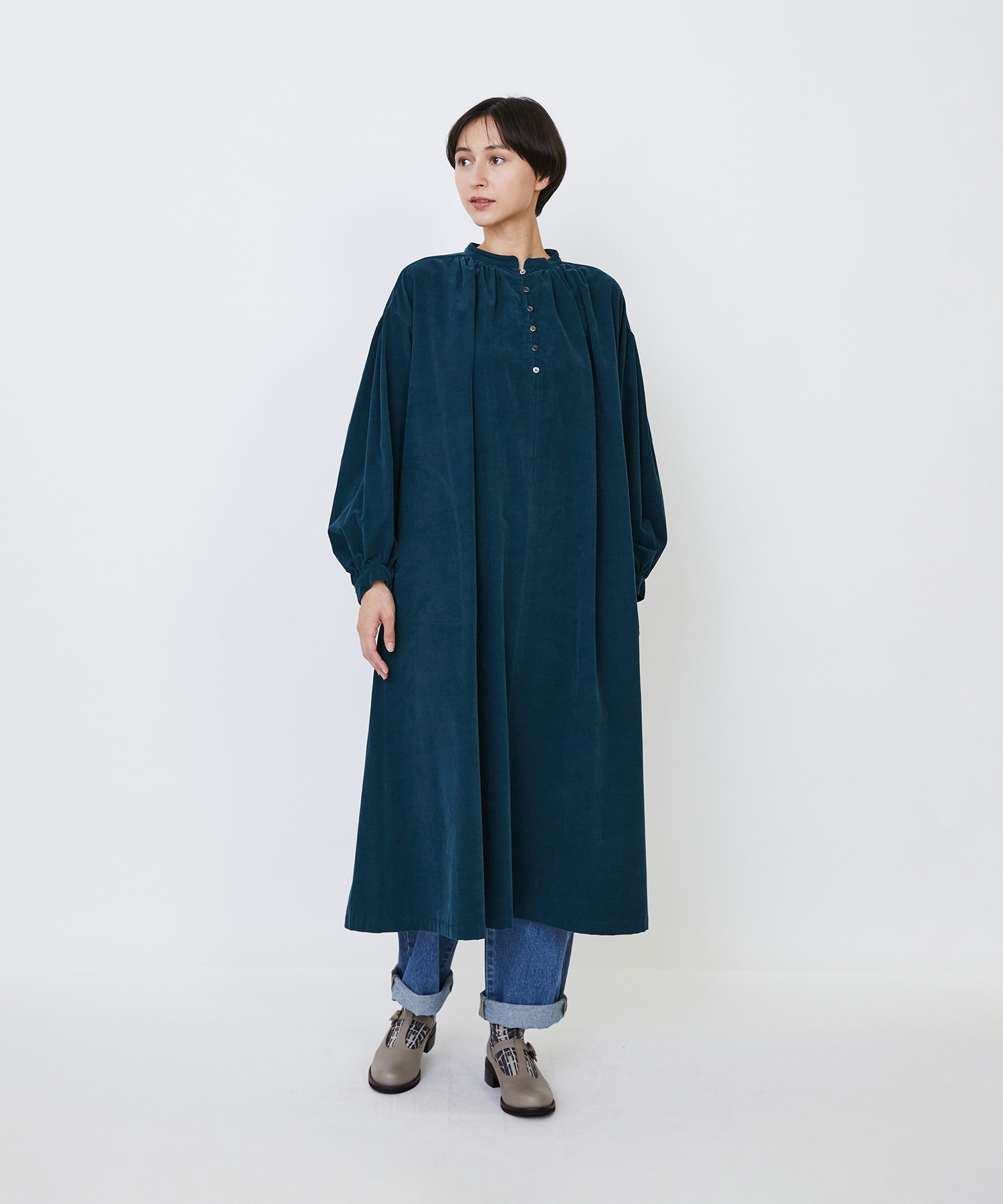 MTサイズ有り】コットン細コールスモックワンピース｜BIGI online