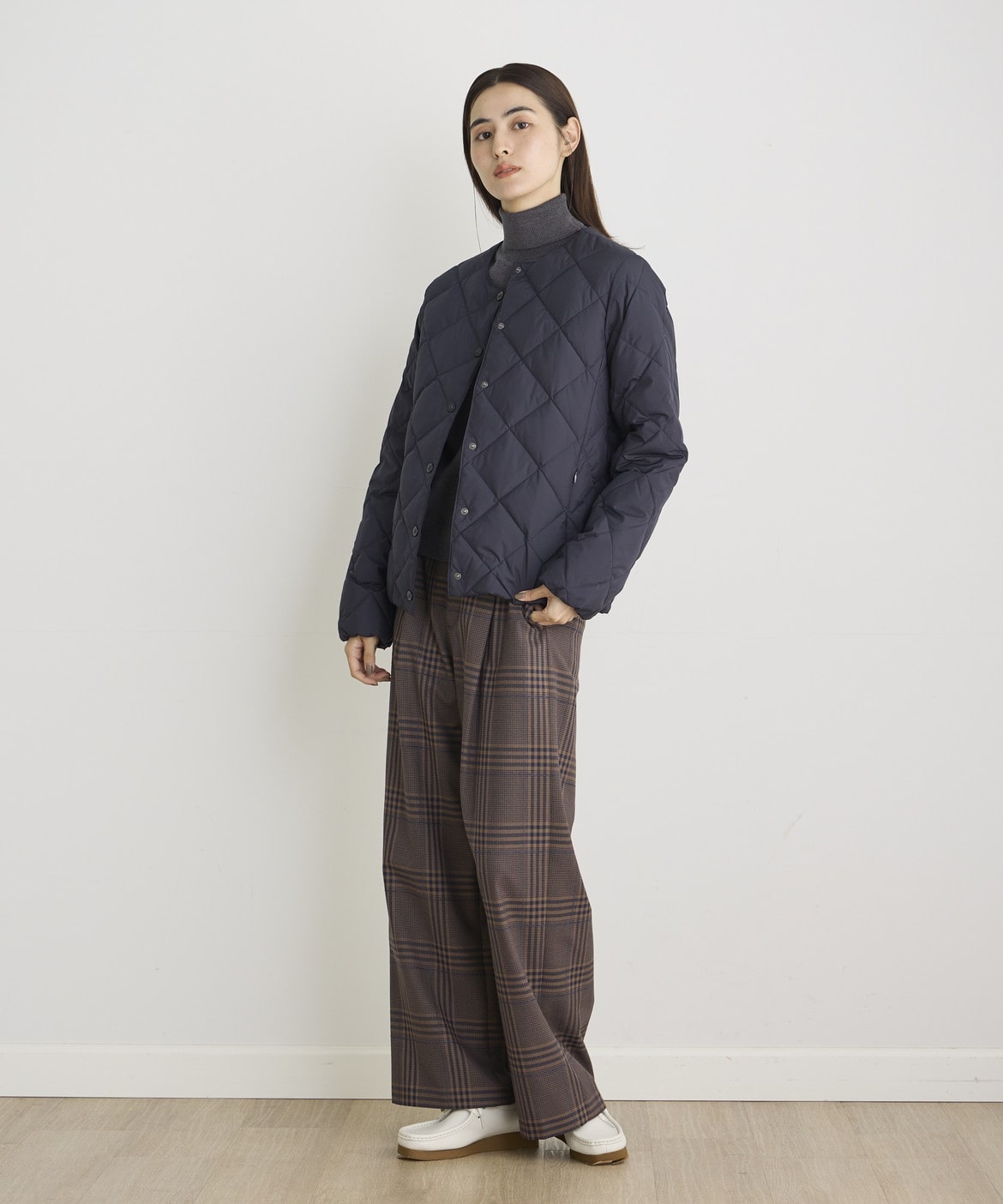 クルーネックダウンジャケット《TAION & LIMONTA EAST》｜DAY by DAY
