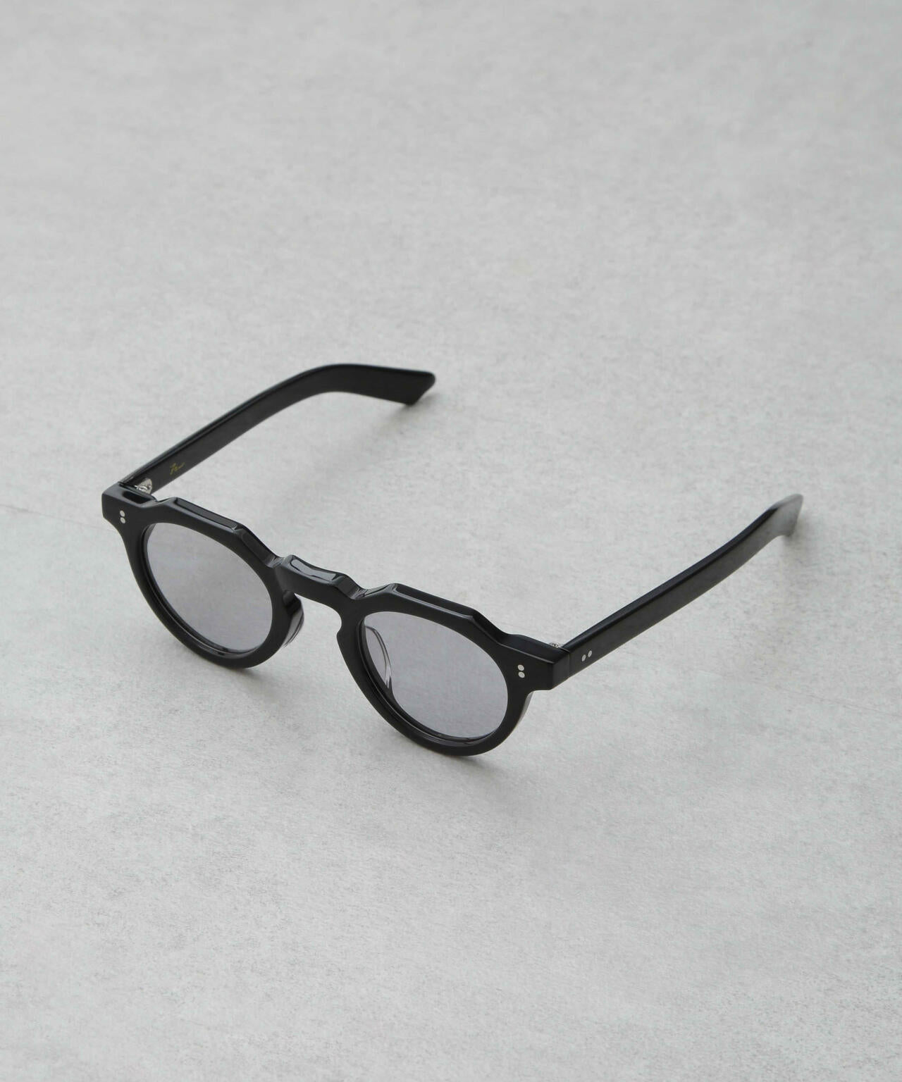 NEW.(Few.) / F5