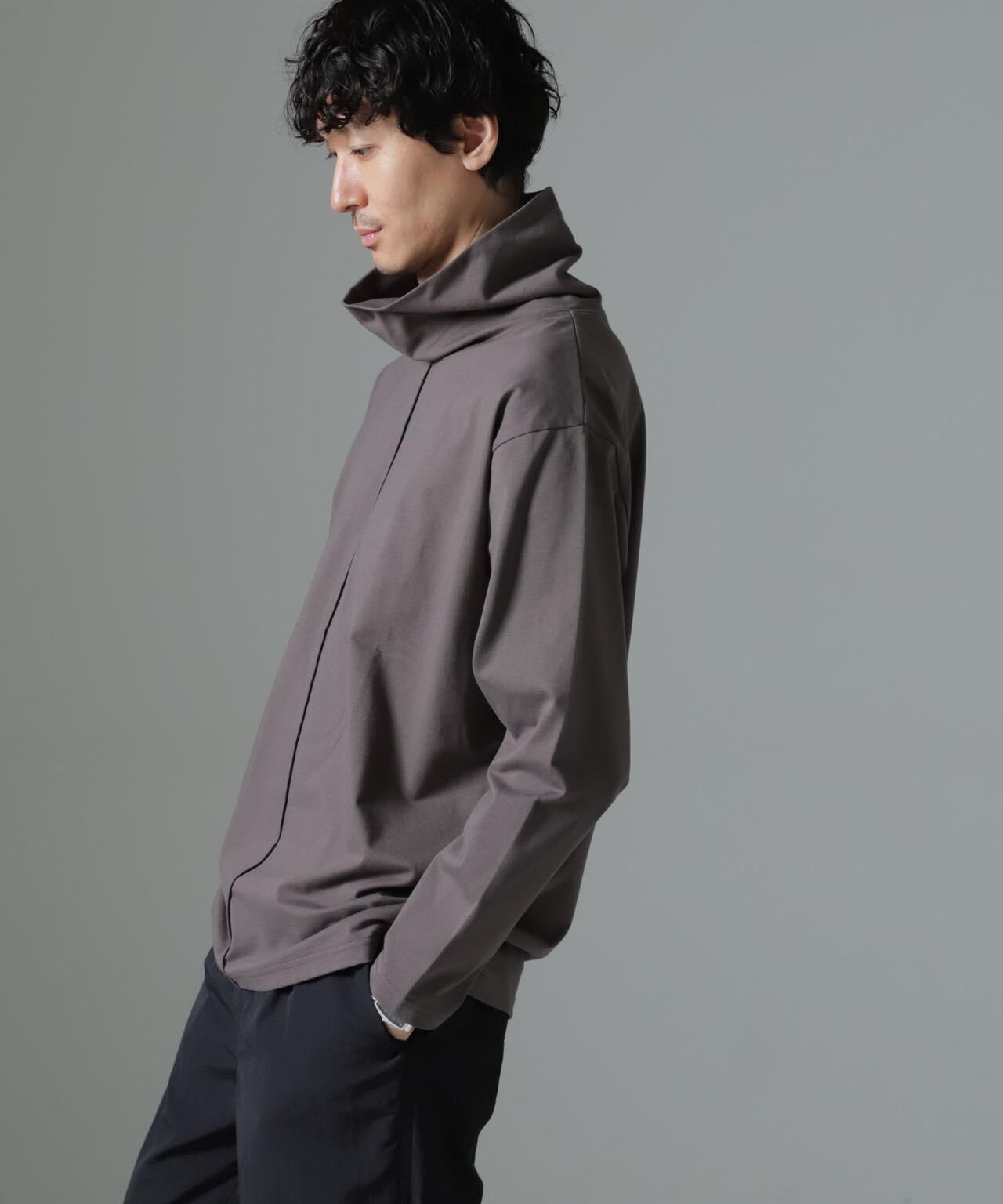 WEB限定 / ボリューム ハイネック プルオーバー 長袖