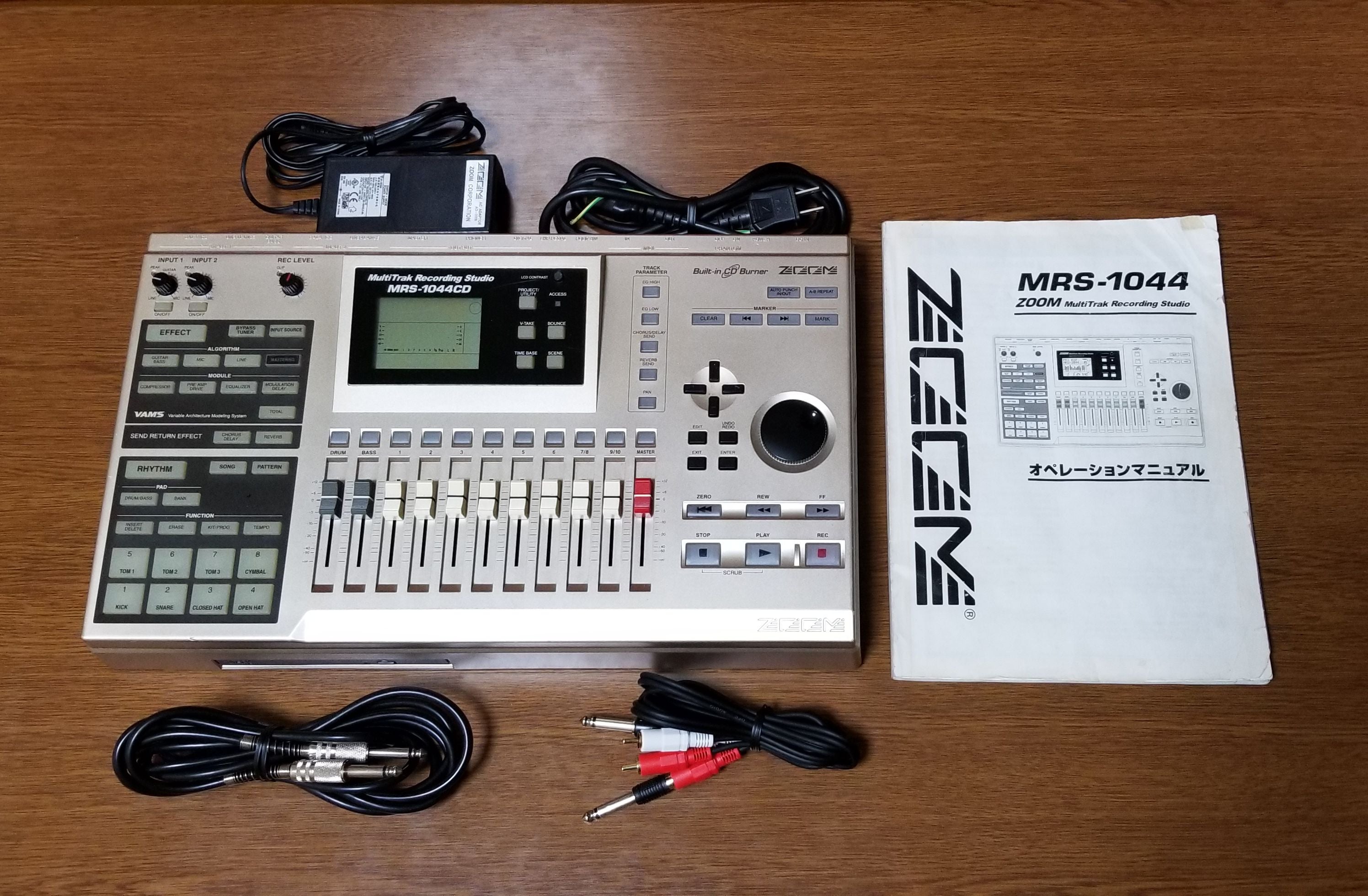 ZOOM Digital Recording Studio MRS-1044 CD 完動品・動作 | 驚愕の高