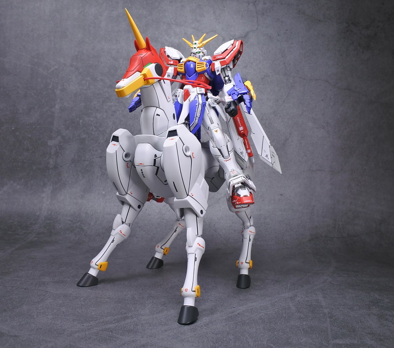 ご依頼品の完成 RGゴッドガンダム＆風雲再起 | ジョン・ブーニーと花