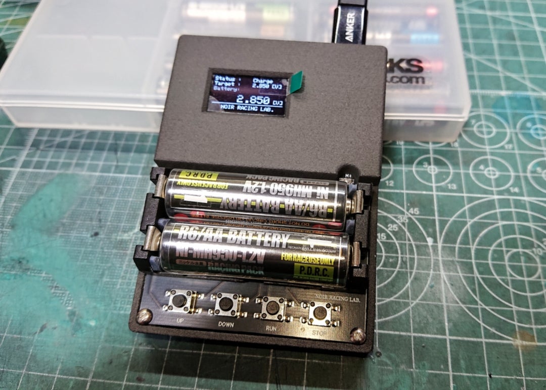 NOIR RACING ミニ四駆 バッテリーマネージャ【電圧調整専用充放電器
