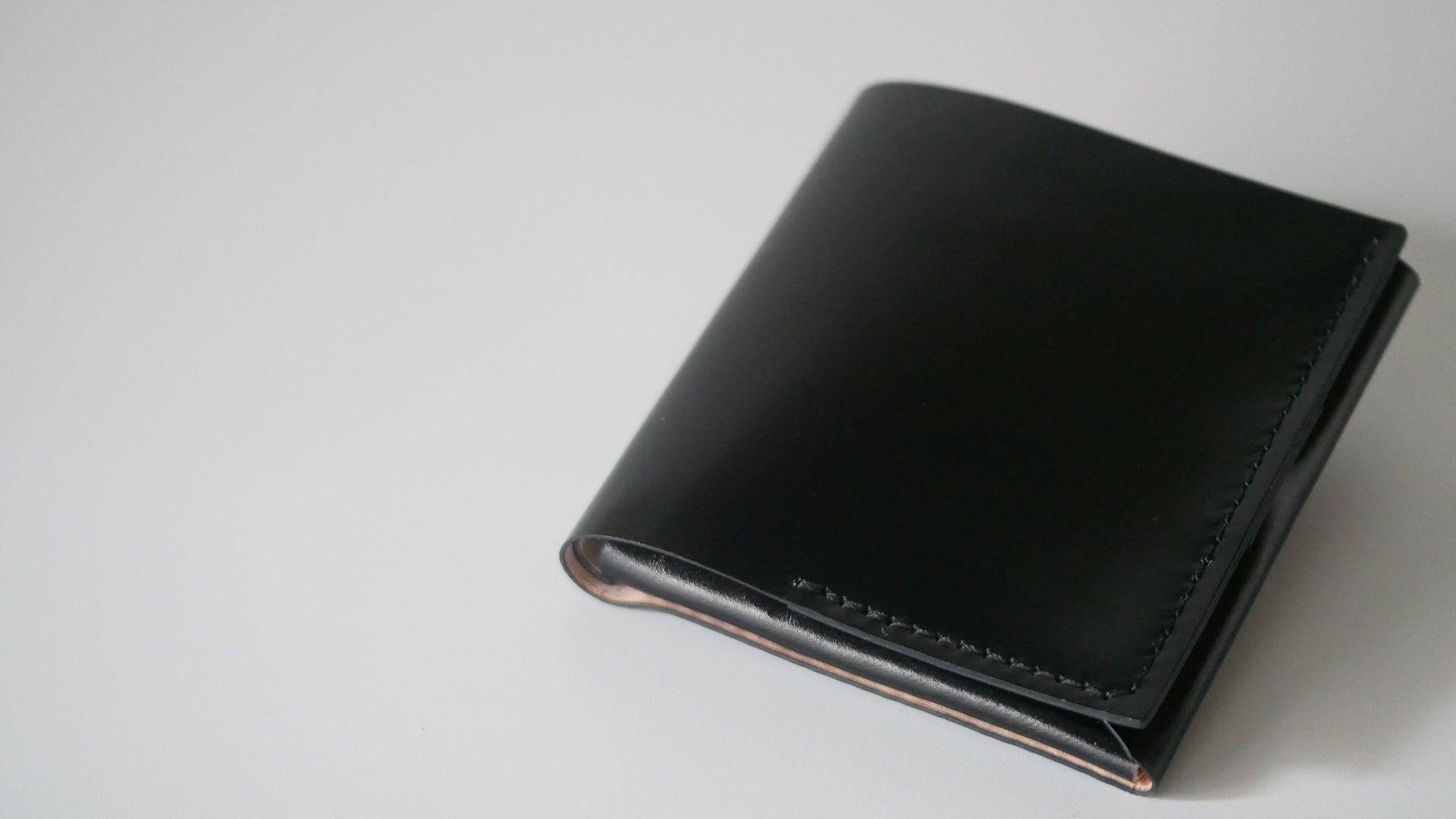折り財布史上最薄、最小に挑んだコードバン財布「usuha3」 - CAMPFIRE