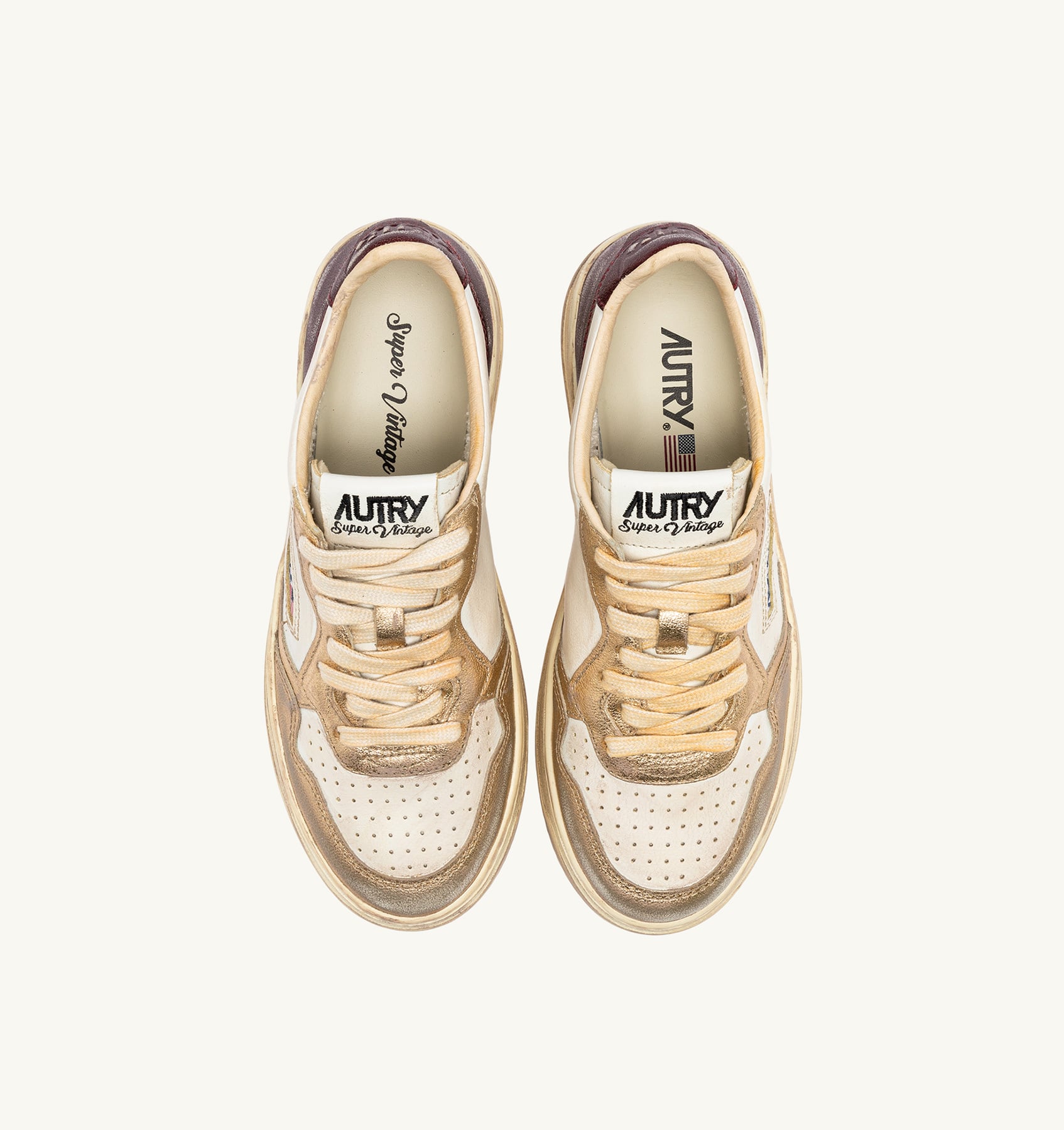 Autry Medalist Low Super Vintage Sneakers In Platinum And Violet Brush
