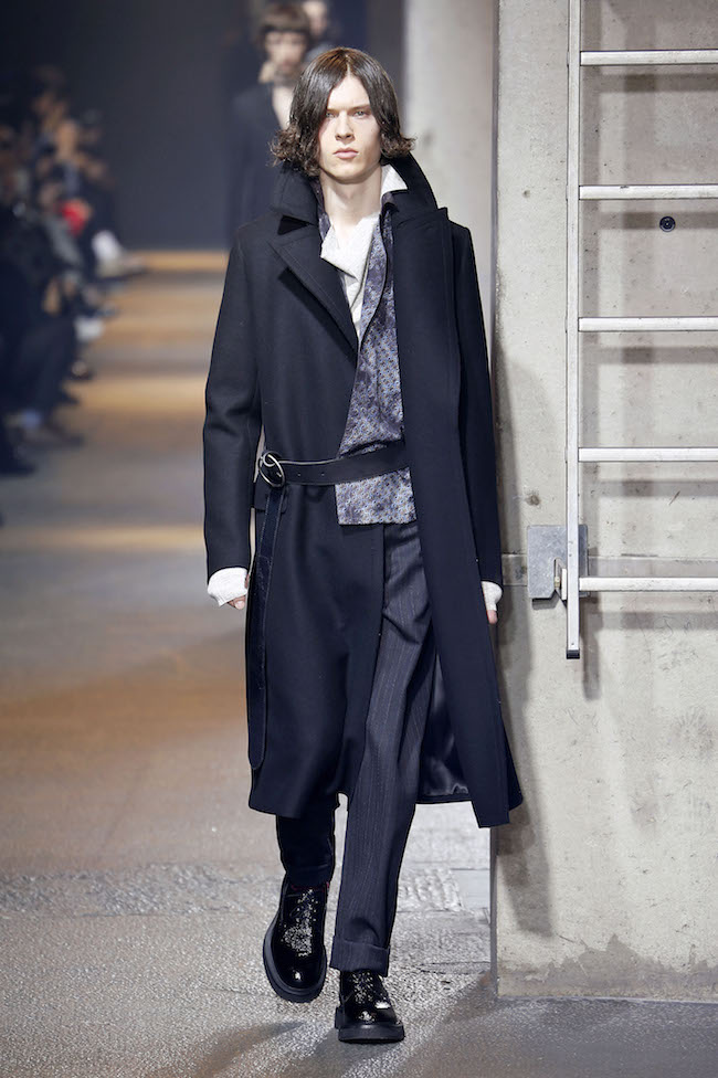 LANVIN paris ルカオッセンドライバー 黒コート40万 希少ランバン