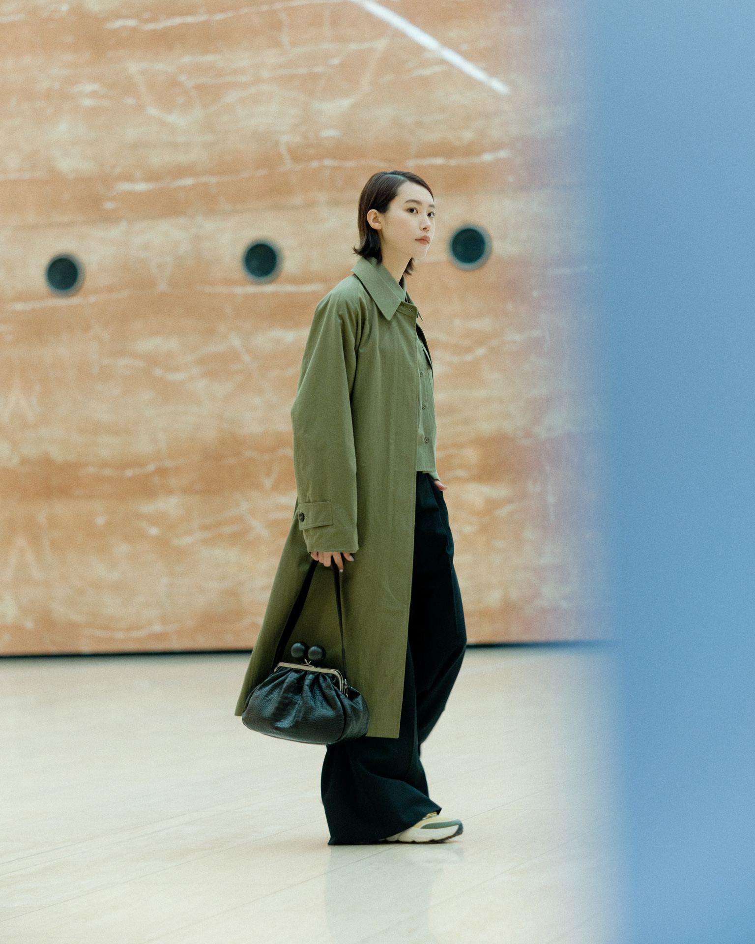 Weekend Max Mara のトレンチコートが春を告げる。南沙良が巡る新たな
