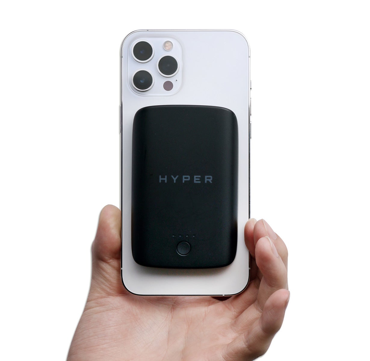 MagSafe対応iPhoneにぴたっと急速充電！Hyperマグネットバッテリー
