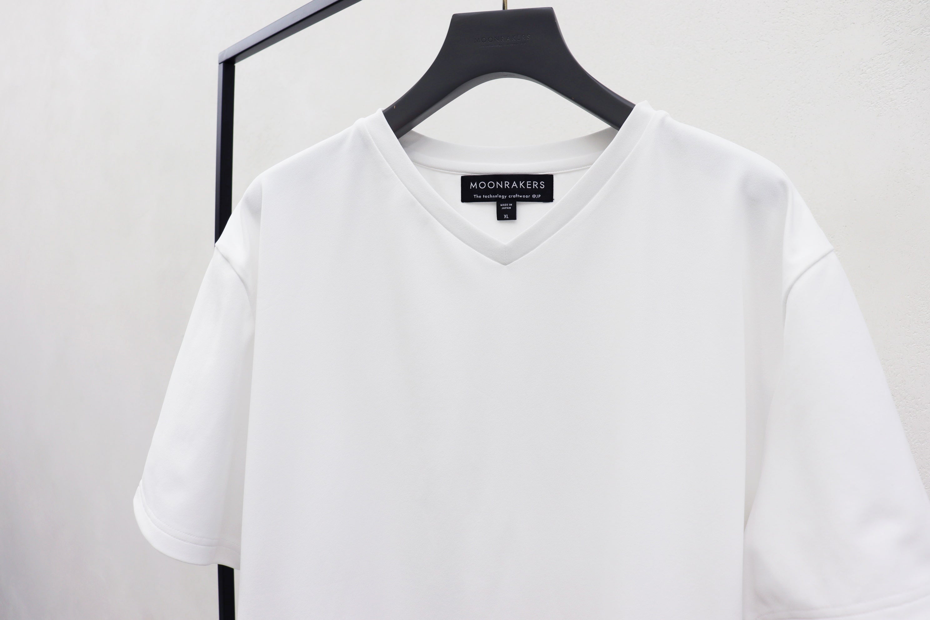 JAXA・東レ共同開発宇宙技術搭載】無敵のTシャツ｜ムーンテックVネック