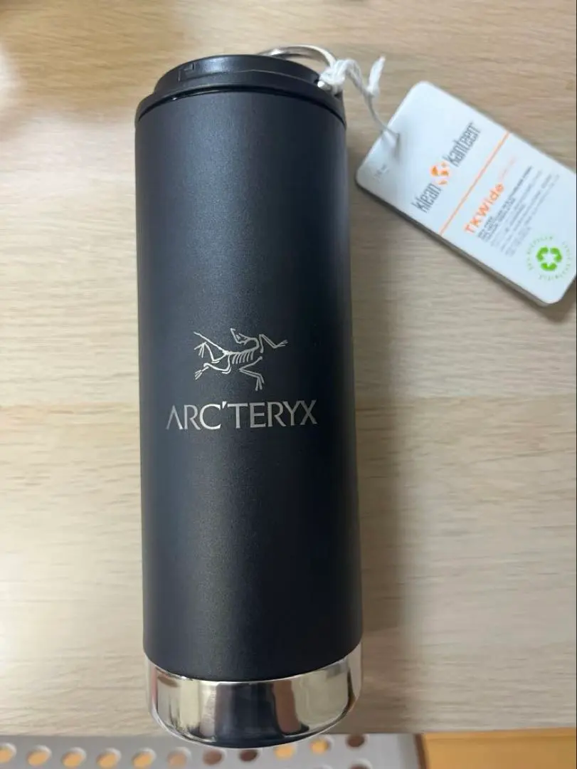 2026年最新】ARC'TERYX 水筒の人気アイテム - メルカリ