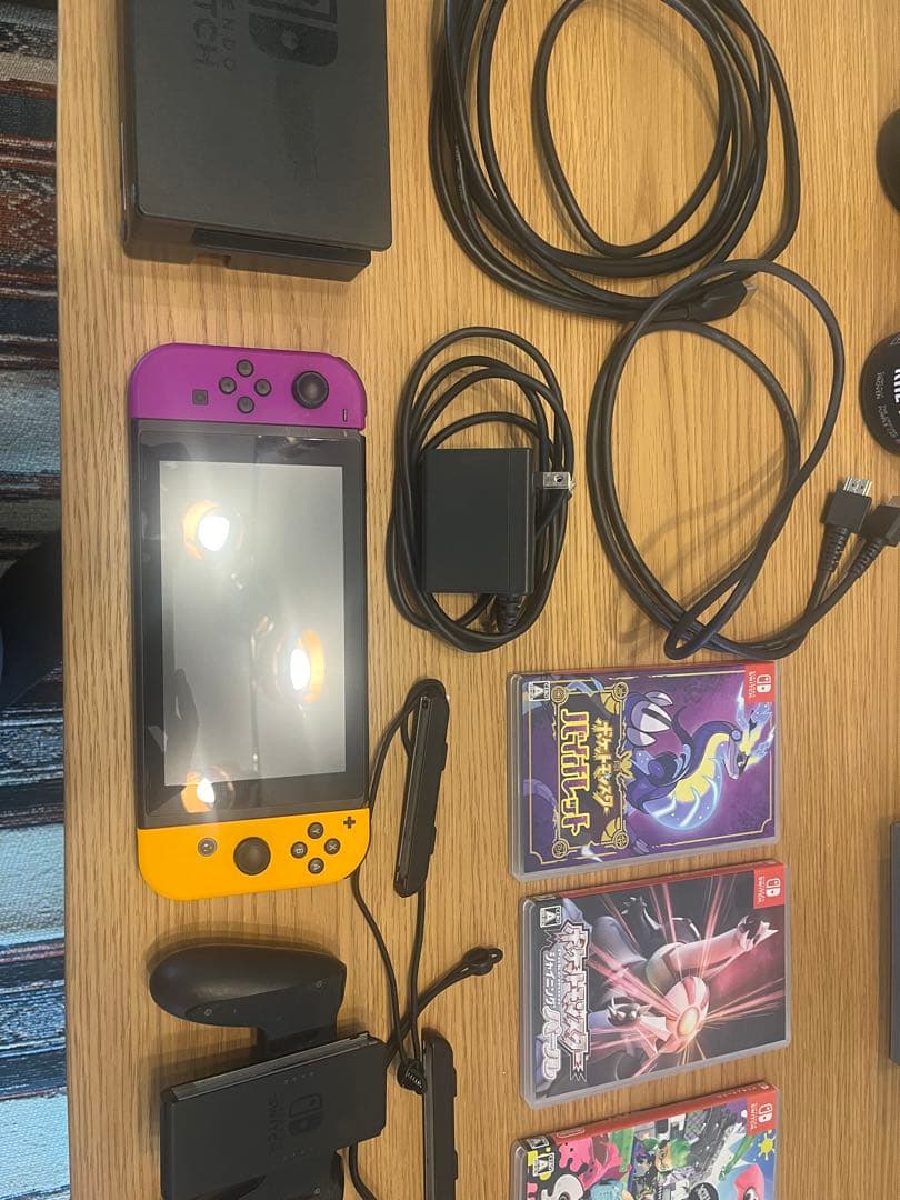 Nintendo Switch 本体 紫とオレンジ Joy-Con付き 任天堂 Joy-Con（L） ネオンパープル/（R） ネオンオレンジ Nintendo