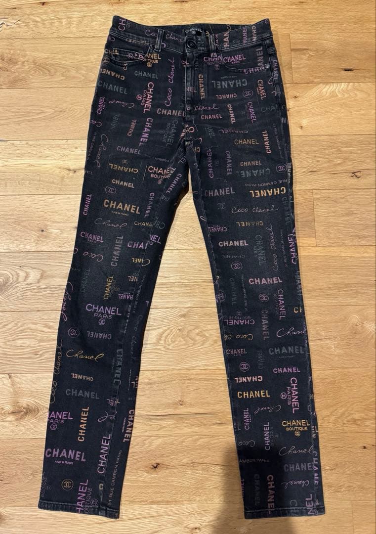 CHANEL プリントロゴデニムパンツ size36 中古・古着通販】CHANEL (シャネル) ココマークデニムパンツ
