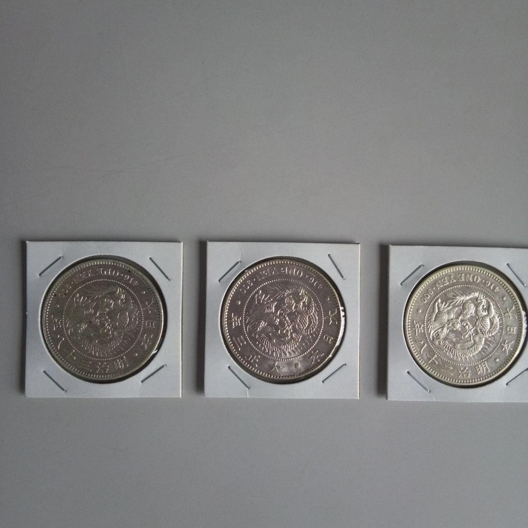 新1円銀貨 明治15年 トーン有り 明治15年新1円（一圓）