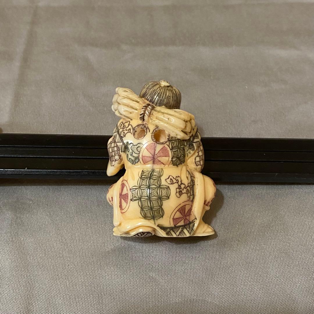 古美術 在銘 山口 カバ牙 根付 河馬 骨董 Netsuke 人物 彫刻③ - メルカリ