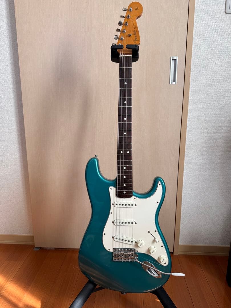 ギター fender american vintage stratcaster Fender American Vintage II 1965 Stratocaster Round-Lam Electric