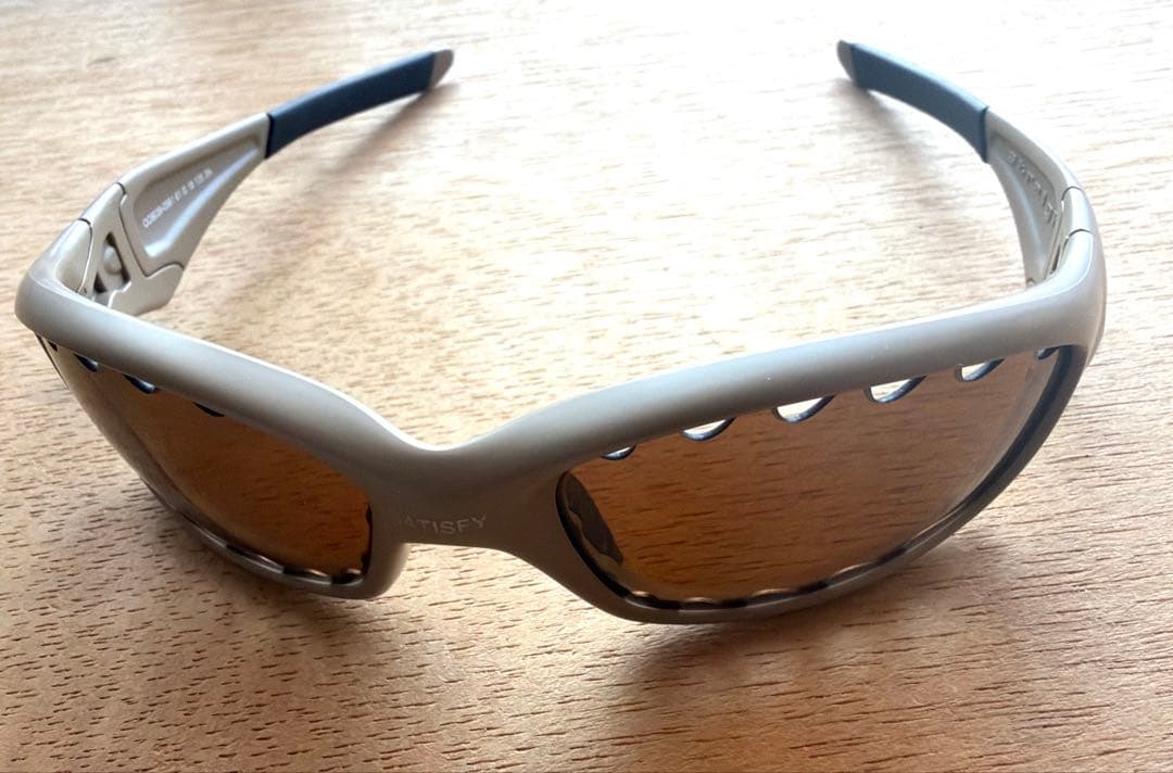 OAKLEY × SATISFY Straight Jacket SATISFY® Oakley® Straight Jacket®