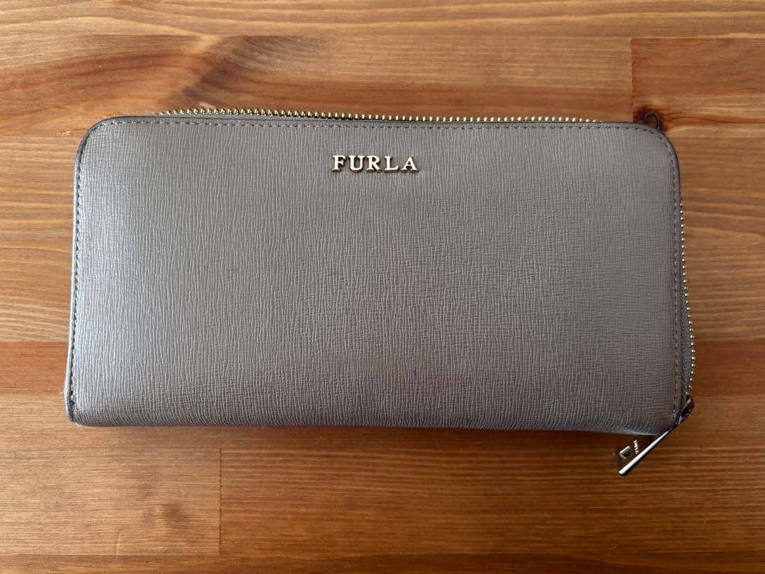 FURLA 長財布 ライトグレー - メルカリ