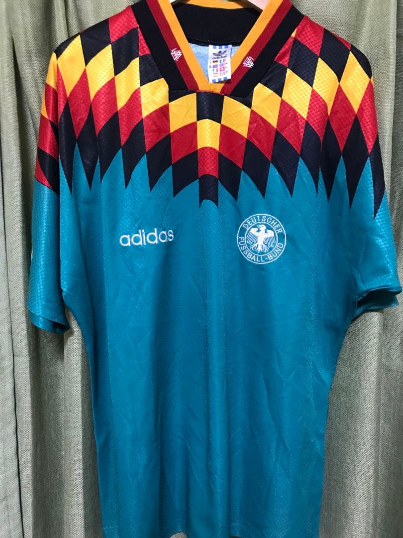 サッカー 90s FIFA WORLD CUP ドイツ代表 Amazon | サッカーユニフォーム サッカードイツ代表 1990 ワールド