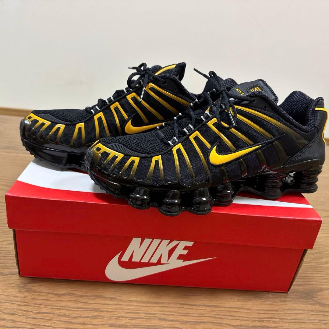 NIKE SHOX TL ブラック/イエロー スニーカー - メルカリ