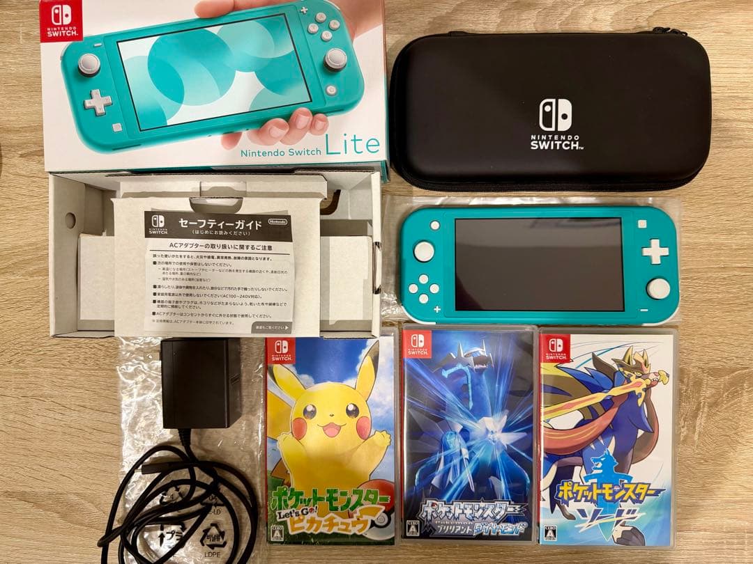 【ポケモンソフト3本＋ケース付】Switch Lite ターコイズ 動作確認済 ポケモンソフト3本＋ケース付】Switch Lite ターコイズ 動作確認済