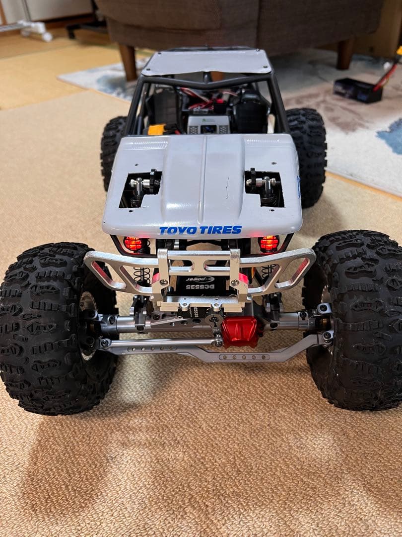 axial wraith アキシャル　レイス　クローラー ラジコン Axial Racing Wraith アキシャル レイス - YouTube