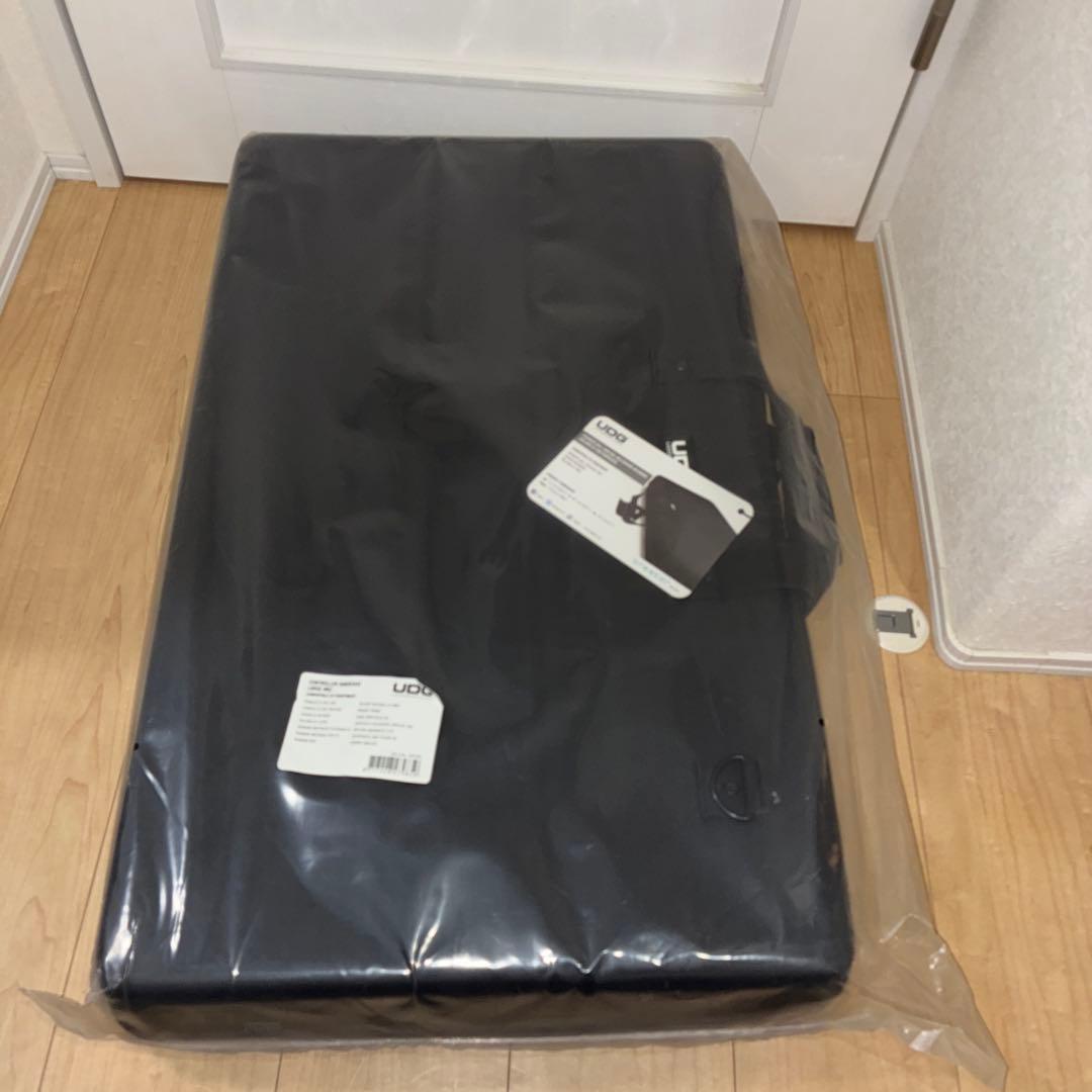 未使用 UDG U8305BLコントローラー ハードケース Large