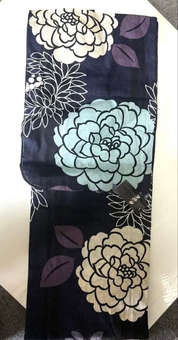 か*ん様 週末限定　撫松庵　花柄 浴衣 紺色　未使用　タグ　しつけ付き 撫松庵 アネモネマーガレット 紺 青 セオアルファ 単衣 夏着物 浴衣