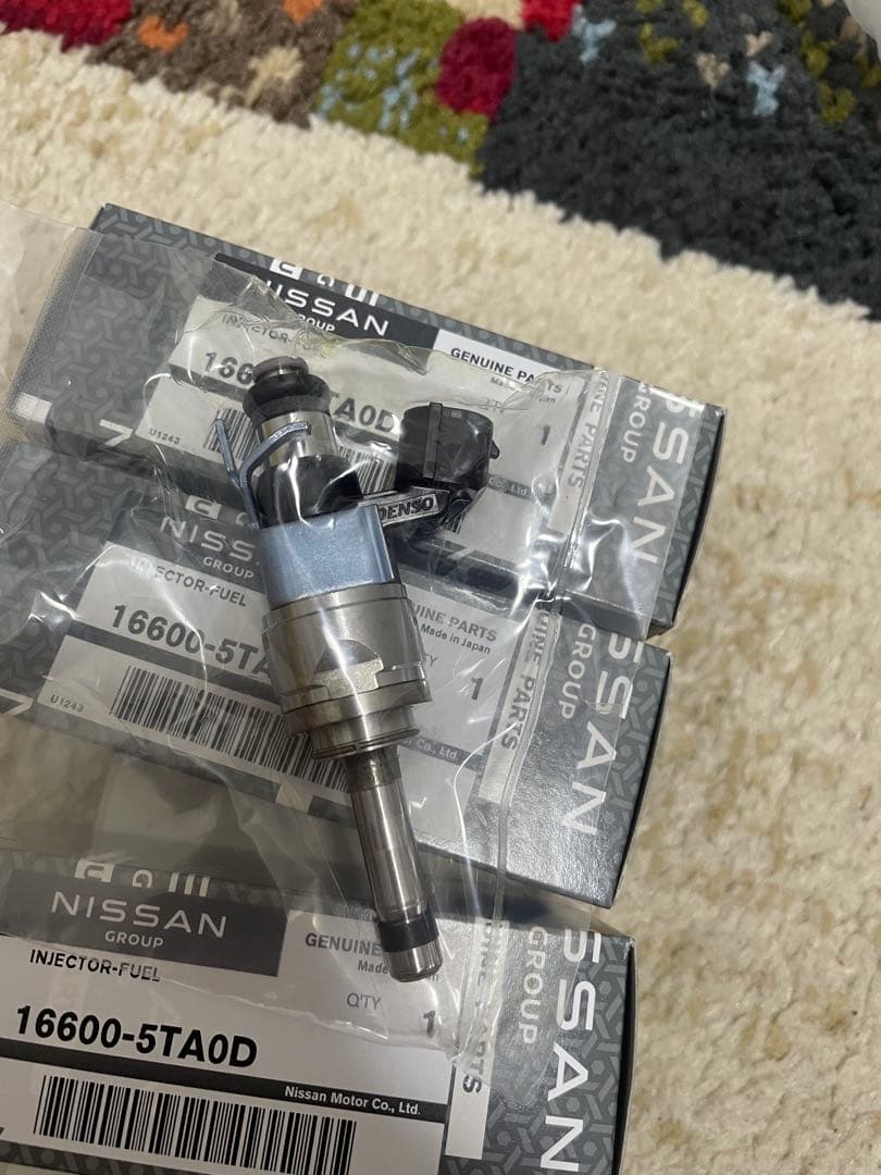 セレナ 日産セレナC27のインジェクター4本 インジェクタ交換｜グー