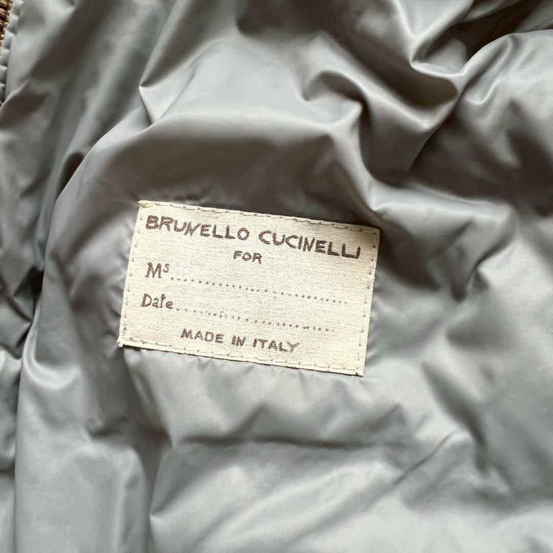 極美品 BRUNELLO CUCINELLI ラムレザー ダウンベスト フード付 - メルカリ