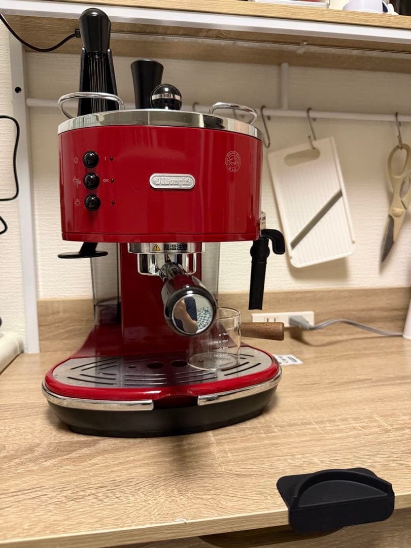 DeLonghi デロンギ エスプレッソマシン レッド ECO310R - メルカリ
