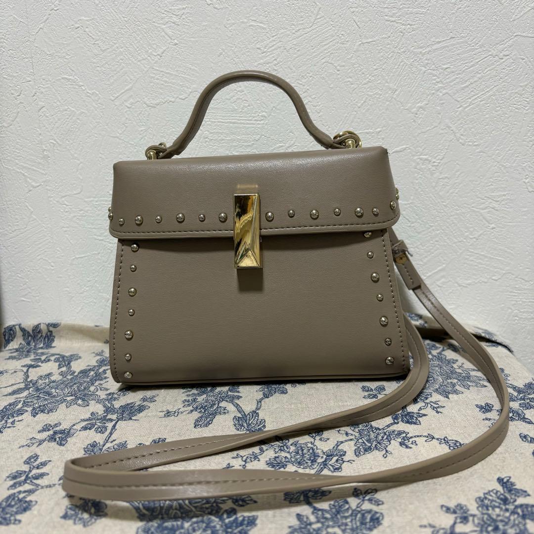 完売品】極美品 セルフォード ビジュー スタッズ ポシェット モカ