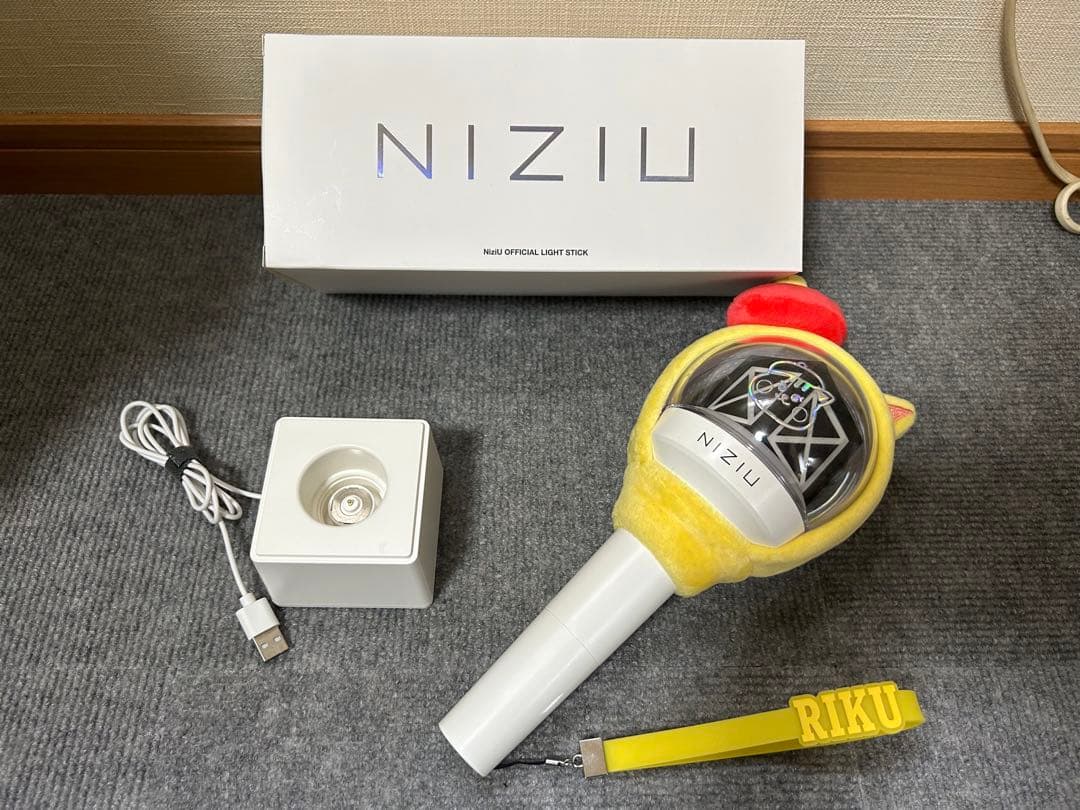 NIZIU 公式ペンライト リク ペンライトカバー/ストラップ/ステッカー