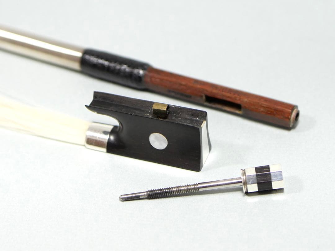 SEIFERT】Mod.TOURTE 美品 バイオリン弓 4/4サイズ - メルカリ
