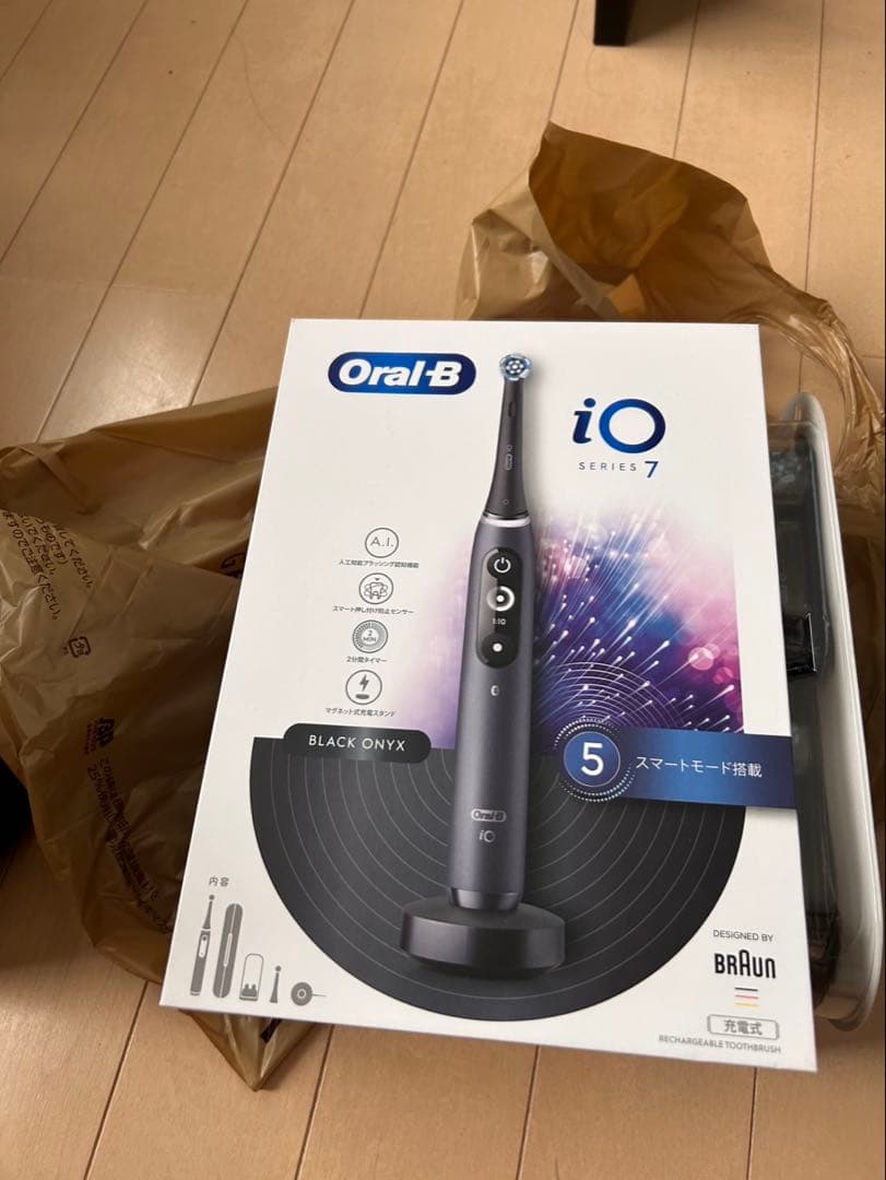 破格　Oral-B iOシリーズ7 ブラックオニキス 本体 iOシリーズ7 電動歯ブラシ ブラックオニキス IOM72J22BDBK-W [オーラル