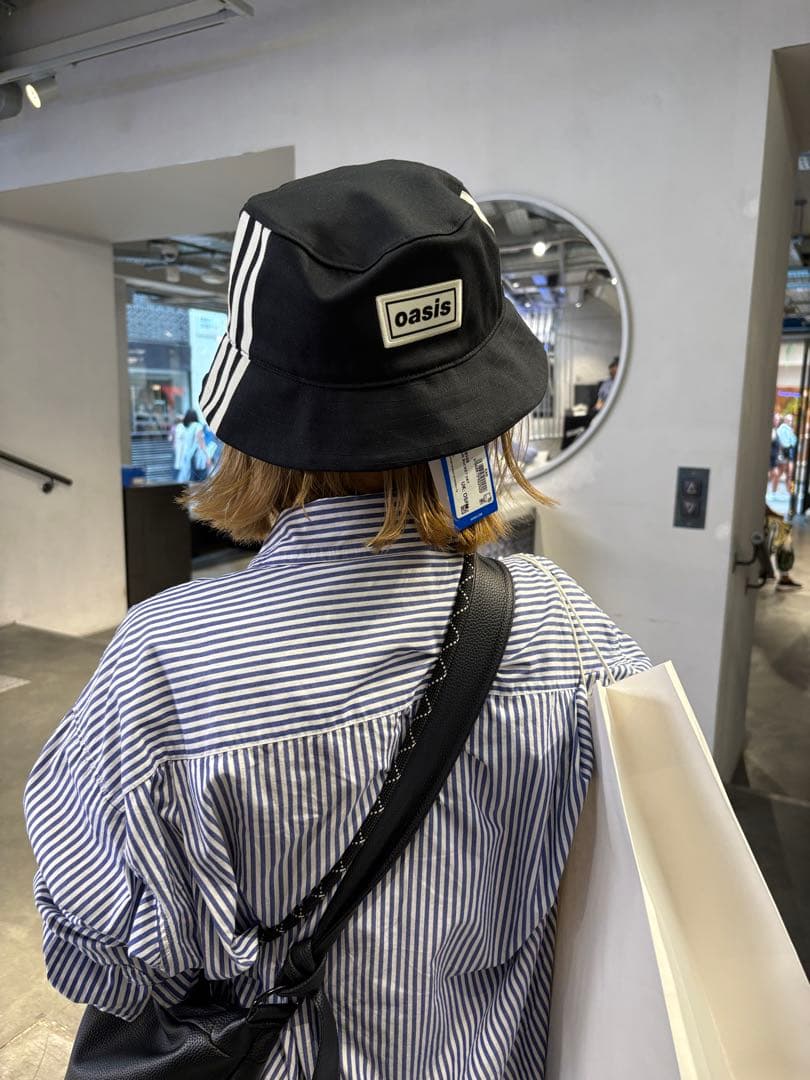oasis バケットハット おまけ付き adidas（アディダス） adidas originals バケットハット OASIS TOUR