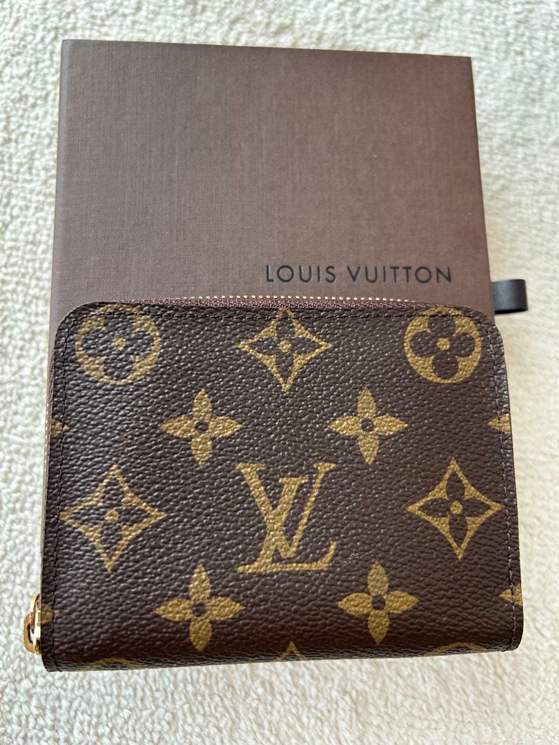 【極美品】　ルイヴィトン モノグラム　 パース 小銭入れ カードケース LOUIS VUITTON（ルイ・ヴィトン） 財布 モノグラム デニム LV