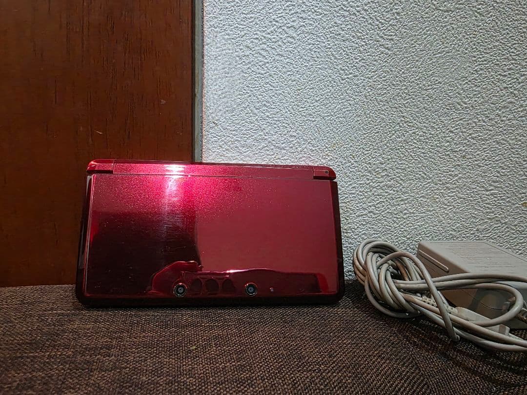 【最終値下げ】Nintendo 3DS レッド 充電器付き 任天堂（Nintendo） ニンテンドー3DS 本体 タッチペン充電器付き