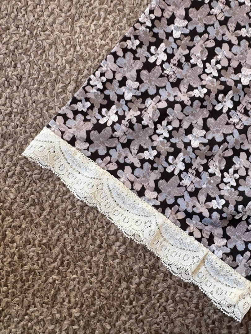 パーバーズ PERVERZE Lace Trim Shorts - メルカリ