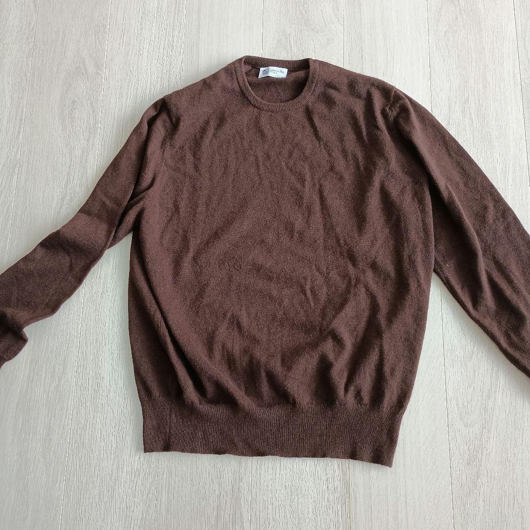 Johnstons of Elgin ブラウン カシミヤセーター Dark Camel Cable Knit Cashmere Jumper | Luxury Scottish Knitwear