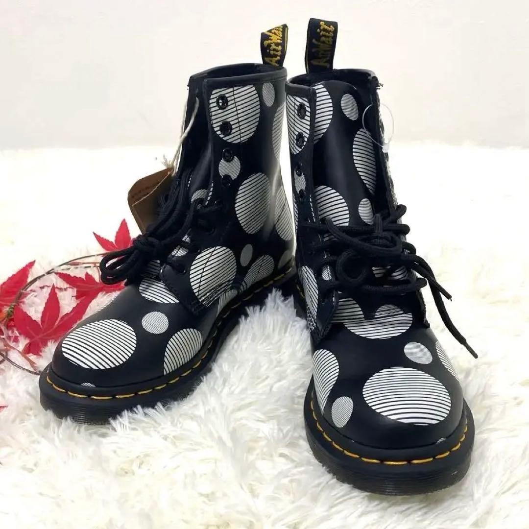 ドクターマーチン　JADON ポルカドット　8ホール　ブーツ　UK5 新品✨ ドクターマーチン Dr.Martens レディース 8ホールブーツ JADON POLKA
