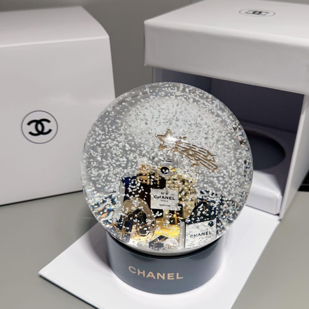 新品 CHANEL 2025 ホリデー限定 スノードーム ノベルティ シャネル