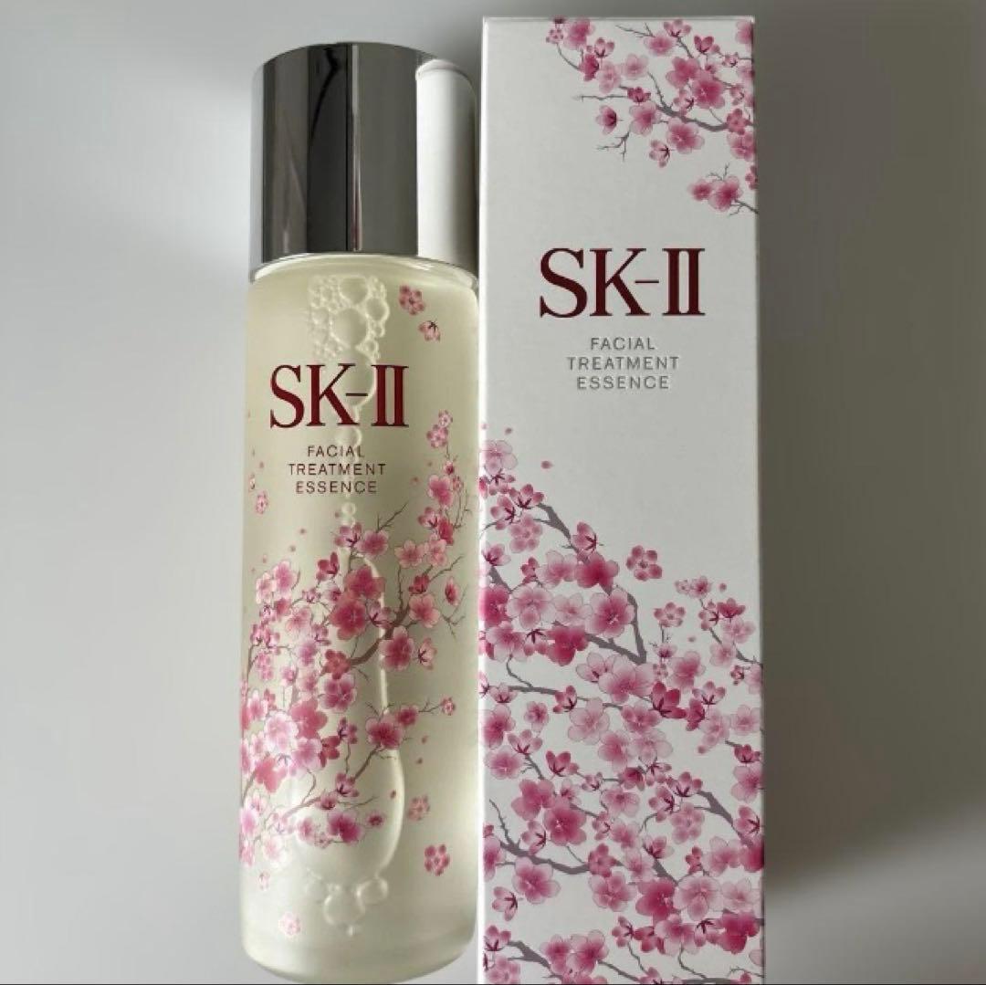 限定モデル桜　SK-IIフェイシャルトリートメントエッセンス230ml 日本限定発売の桜デザインボトルで新生活の準備を整えて | P&G