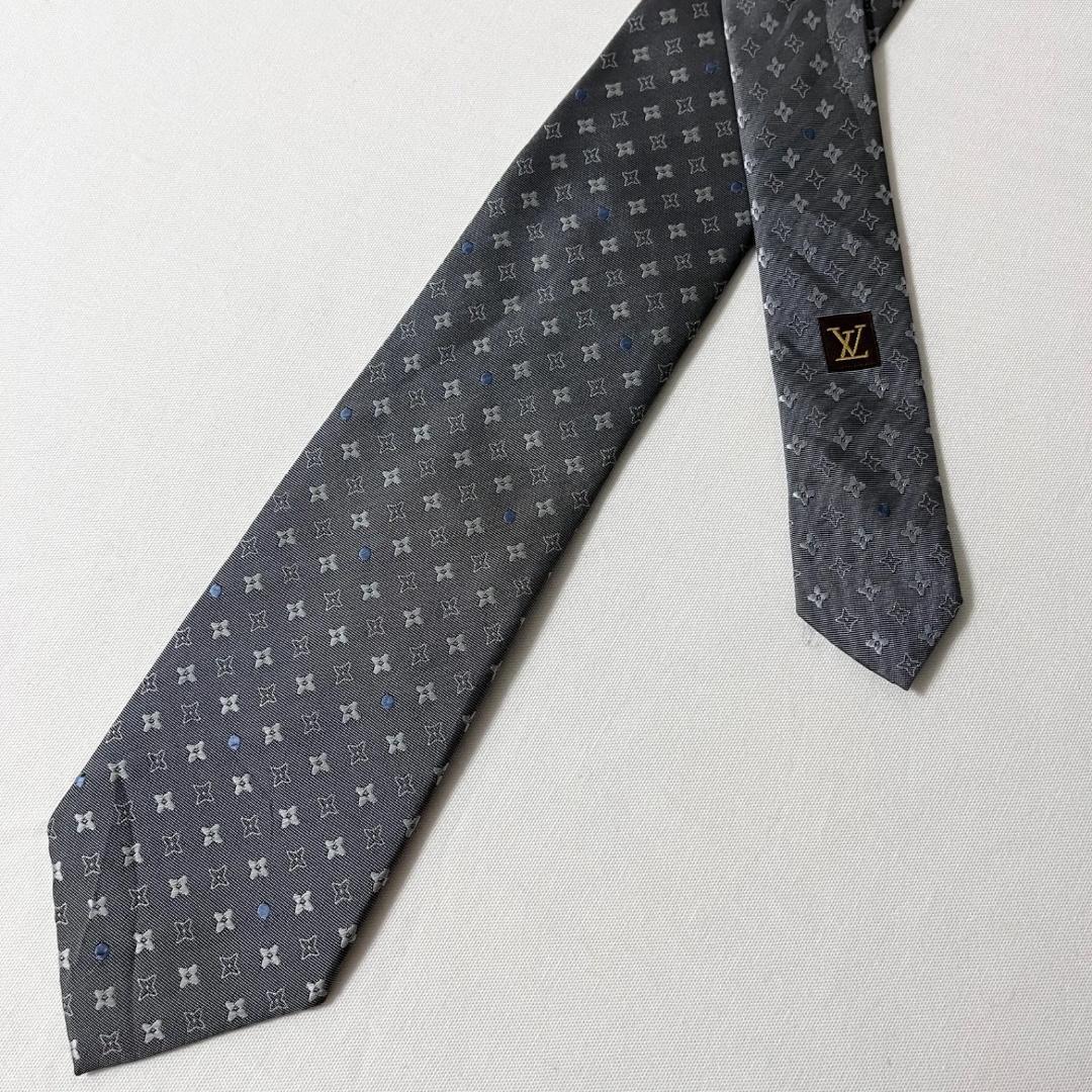 美品 LOUIS VUITTON ルイヴィトン ネクタイ グレー モノグラム - メルカリ